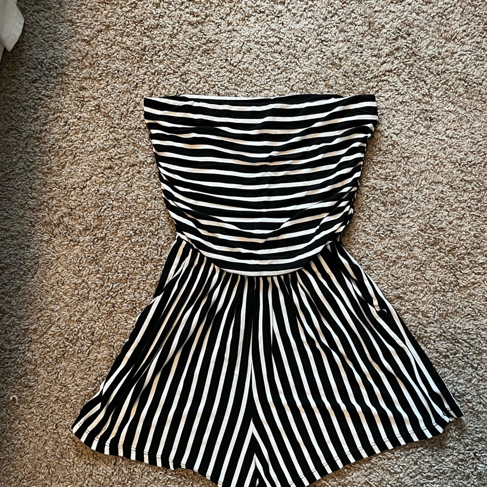 stripped romper - Picture 3 of 4